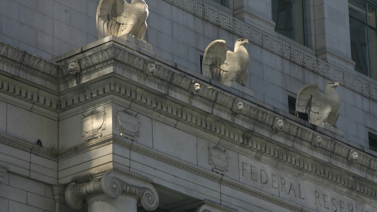 Image of the Federal Reserve building