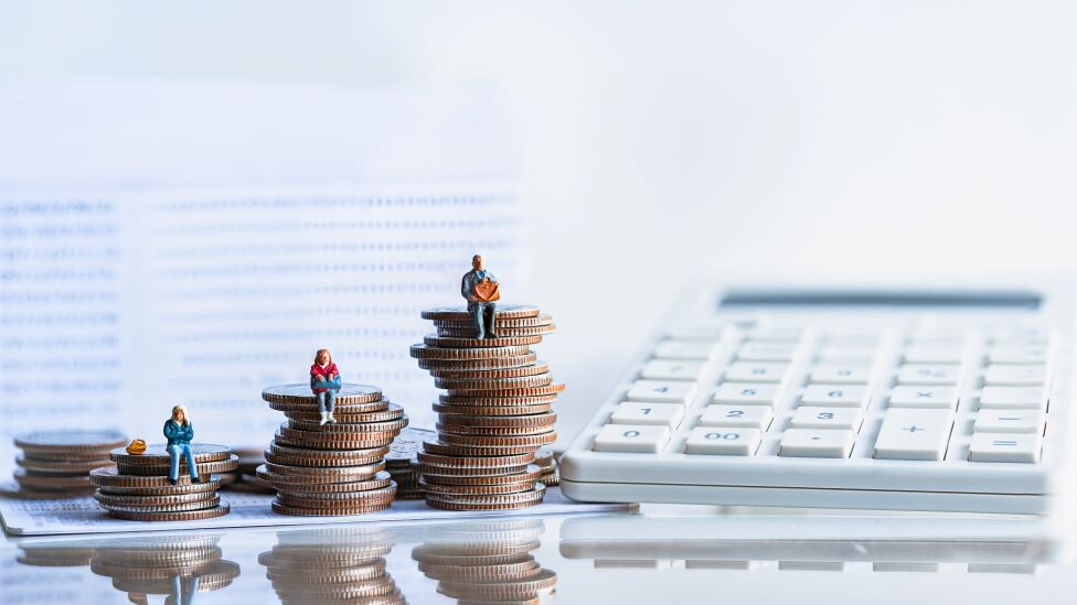 Elderly figurine people sitting on coins stack. pensions and retirement planning. money saving and Investment. Time counting down for retirement concept.